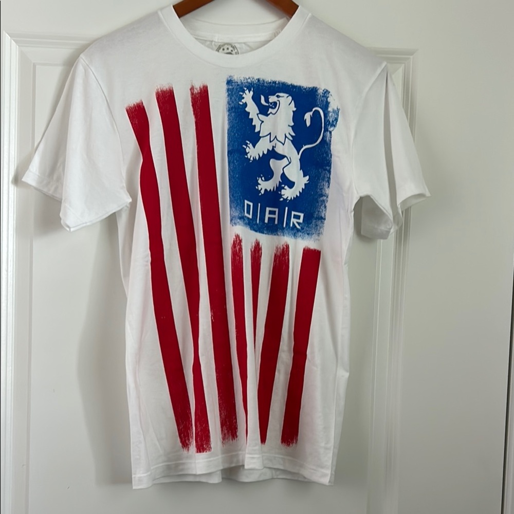 🇺🇸 Bold Flag Graphic OAR Band Tee Short Sleeve Tee